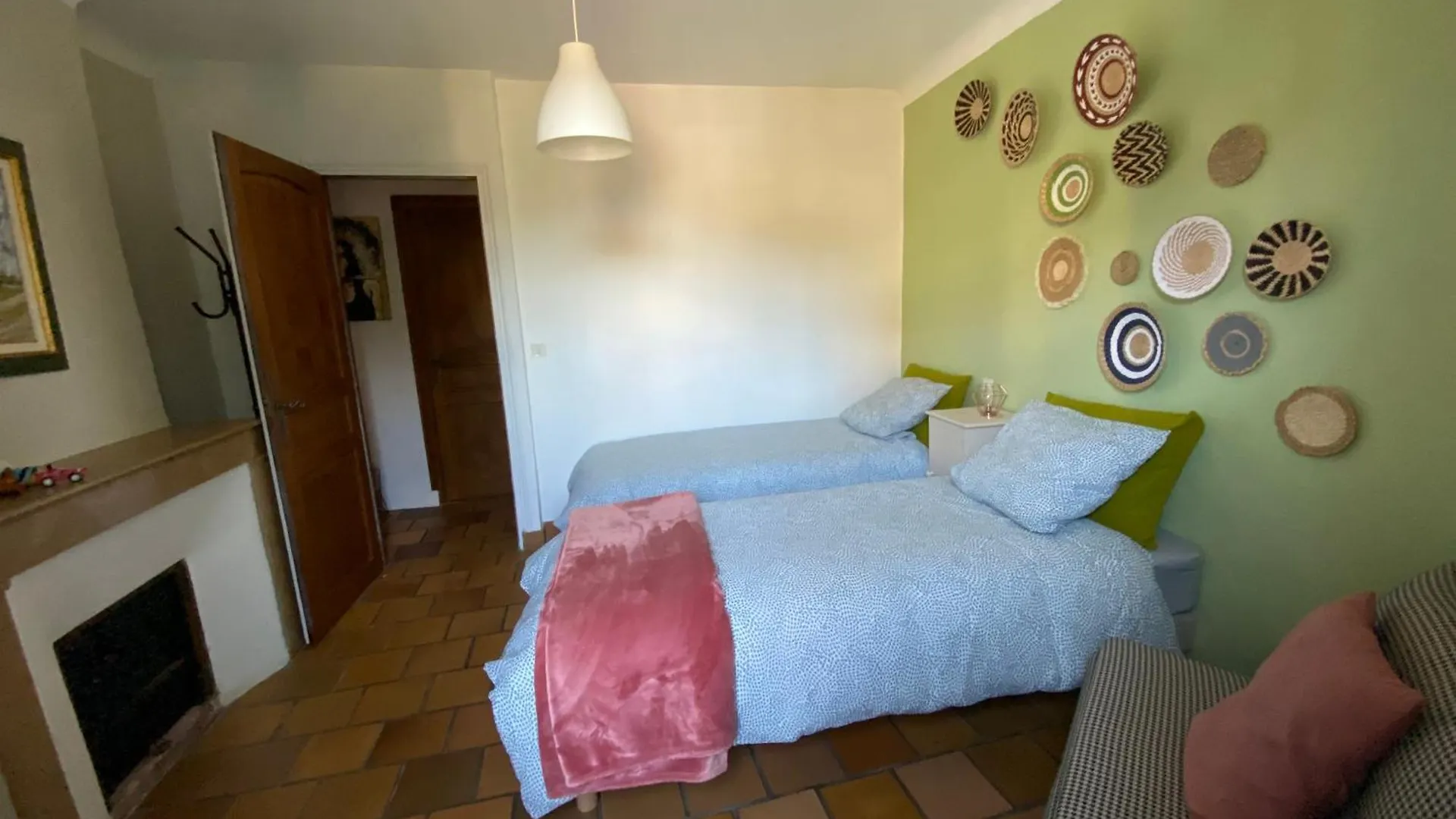 La Steveniere Hotel Chandolas Guest house